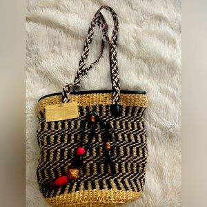 Patricia Nash handbag! Perfect for spring and summer looks. New without tags.